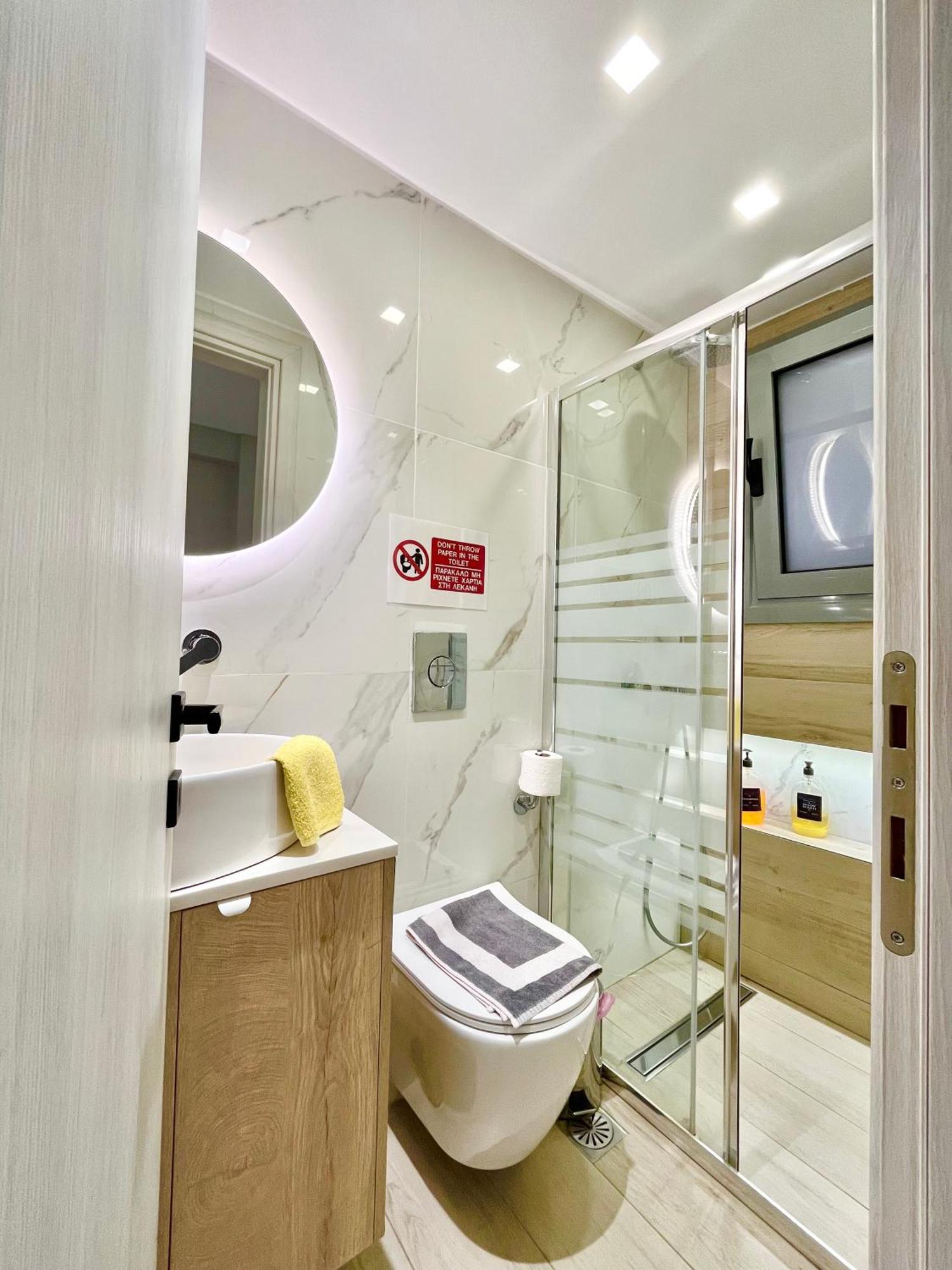 Blueline Apartment 2 Loutráki Zewnętrze zdjęcie