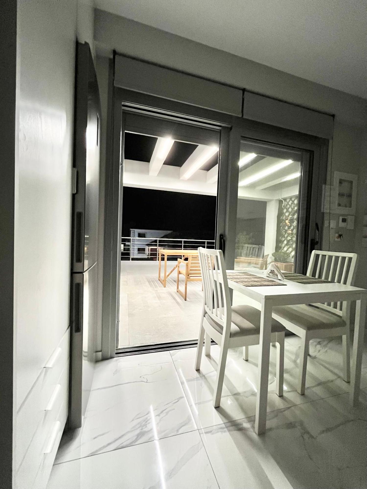 Blueline Apartment 2 Loutráki Zewnętrze zdjęcie