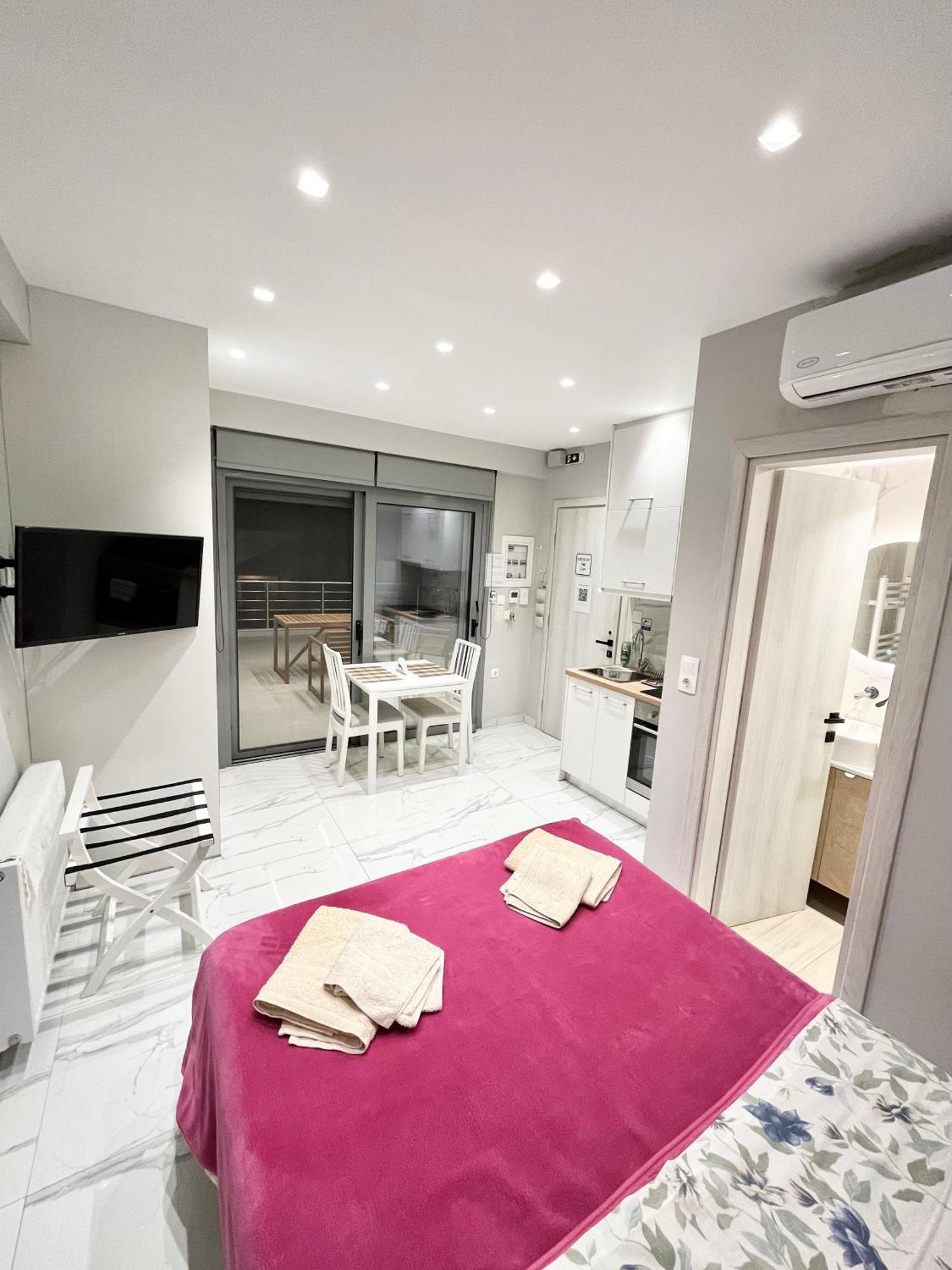 Blueline Apartment 2 Loutráki Zewnętrze zdjęcie